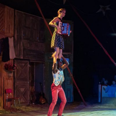 Sun 10 May 2026 - 11:00 - Stephen & Fiora - Acrobatics and Music