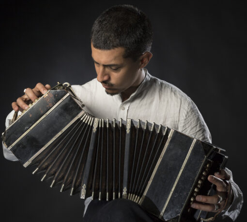 Sun 20 Apr 2025 - 20:00 - Sounds from the North of Argentina – Santiago Arias in Concert