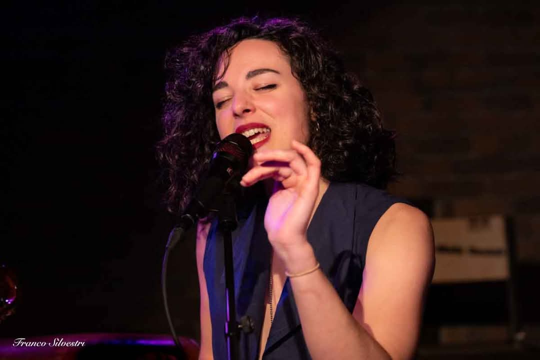 Sun 11 Jan 2026, 11:00 - From Italy to Brazil with Martina