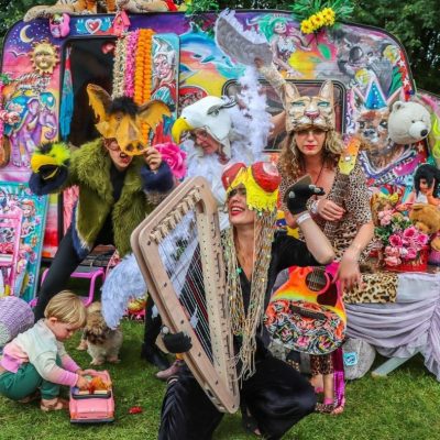 Sun 12 Apr 2026, 11:00 - Lolobaki, by Dierenband